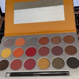 New Beyond Better than Better Siren Eyeshadow Palette 24 Shades
